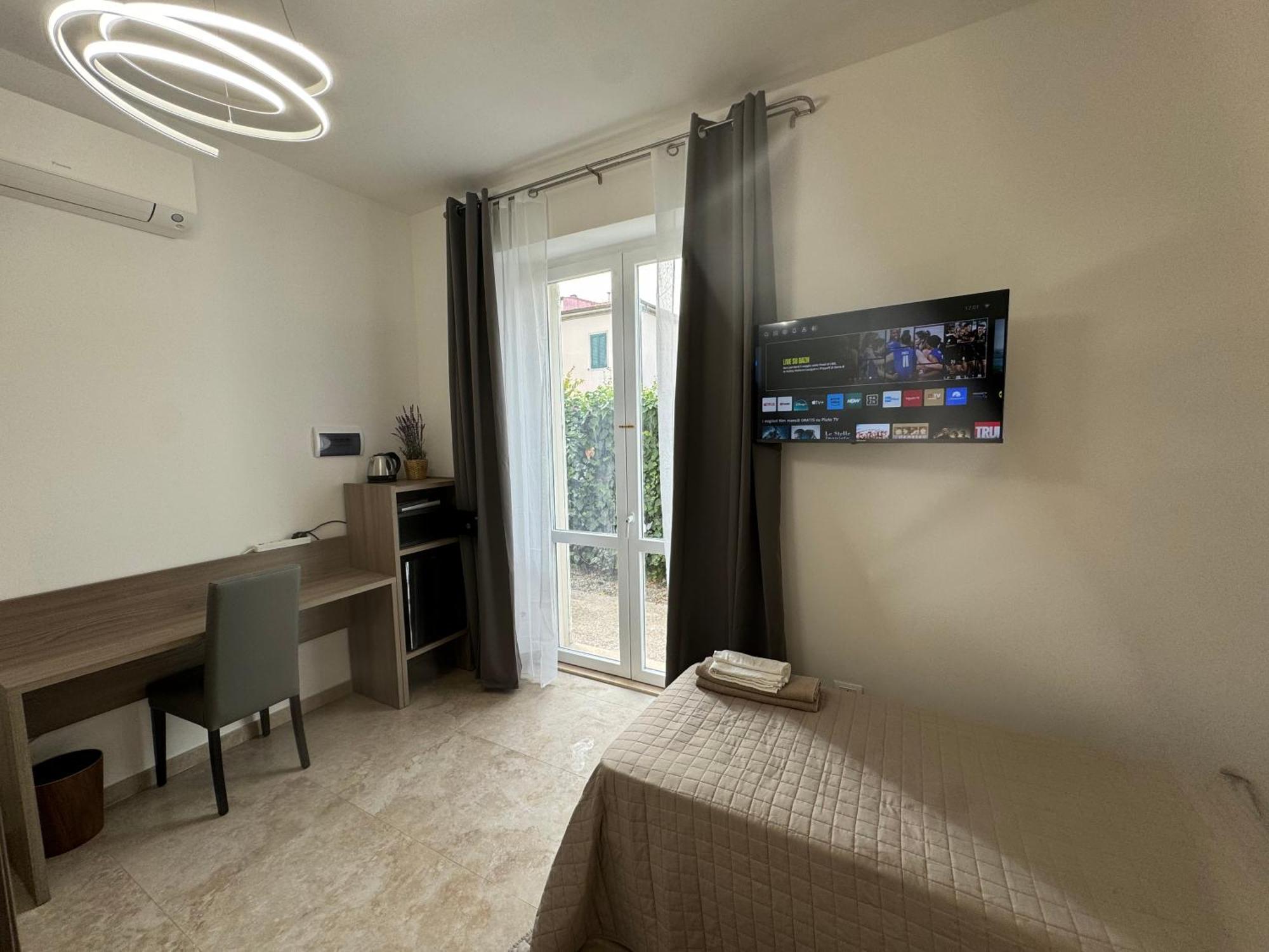 Montecristo B&B โกรเซตโต ภายนอก รูปภาพ